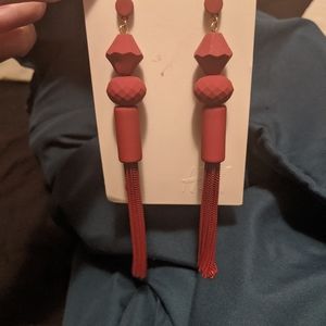 ⬇️BRAND NEW red tassel earrings